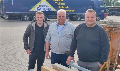 Firma Kathöfer aus Rietberg stellt ihre Pläne vor Glocke