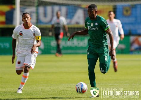 Santos Vence Na Col Mbia Larga Na Frente Do Once Caldas