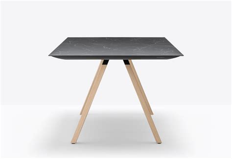 Arki Table Mesa Dise Ado Por Pedrali R D Pedrali Hicontract