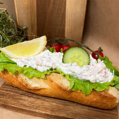 Baguette med skagenröra Catering ICA Maxi Nyköping