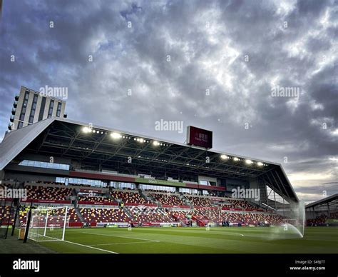 Gtech stadium hi-res stock photography and images - Alamy