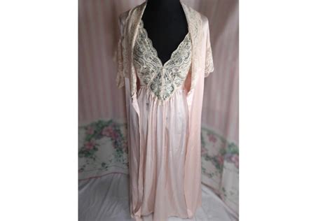 M Vintage Olga Nightgown And Robe Set Pink Satin W Ivory Lace Trim Etsy