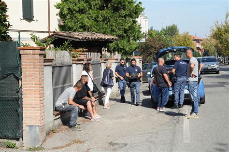 Modena Bambina Di Un Anno Precipita Dalla Finestra Gravissima