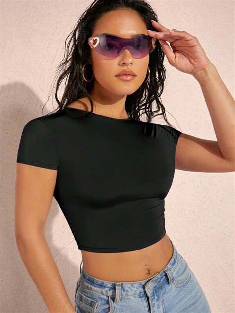 SHEIN BAE Solid Crop Tee SHEIN EUR