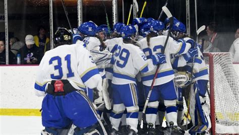 Women’s Hockey Makes History, Garners First NCAA Championship Bid ...