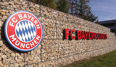 FC Bayern Was kann Campus Neuzugang Javier Fernández