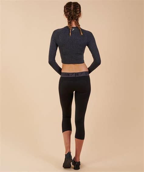 Gymshark Vital Seamless Long Sleeve Crop Top Black Marl 2