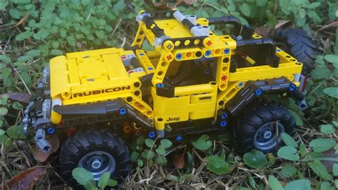 Lego Technic Jeep Wrangler Rubicon 42122 Youtube