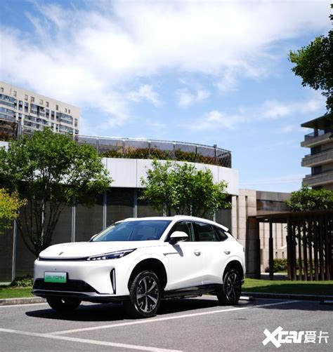 10万级家用混动suv，荣威d5x Dmh凭什么说最强？ 爱卡汽车