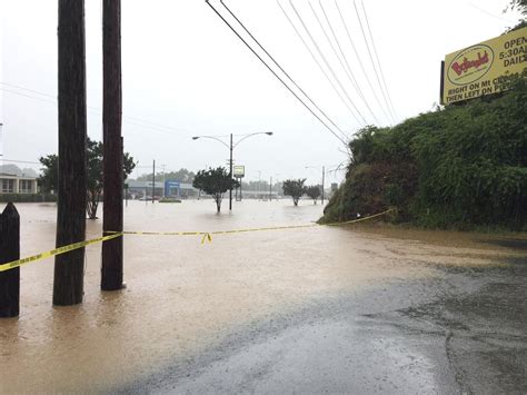 UPDATE: Flooding closes part of Riverside Drive; mobile home park ...