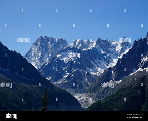 Vall E Blanche En Vall E De Chamonix Stock Photo Alamy