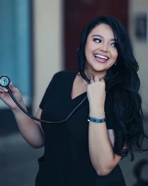 Academic circles are debating the chamberlain university accreditation 23