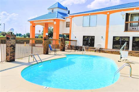 Days Inn By Wyndham Decatur Priceville I 65 Exit 334 Decatur Al Hotels