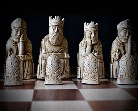 Berkeley Chess Isle Of Lewis Chess Set Ivory And Brown Chessbaron