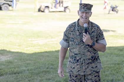 Dispatch Newspaper Navy News Ltgen Smith Takes Helm At I Mef