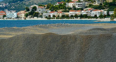 Slobodna Dalmacija Sanacija crnog brda u Dugom Ratu miče se s mrtve