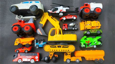 Menemukan Mainan Truk Oleng Mainan Mobil Tanki Police Car Toys