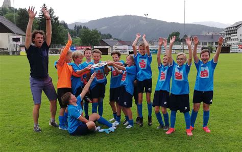 Fu Ball Im Lungau Gymnasium Holt Sich Den Sch Lerliga Meistertitel