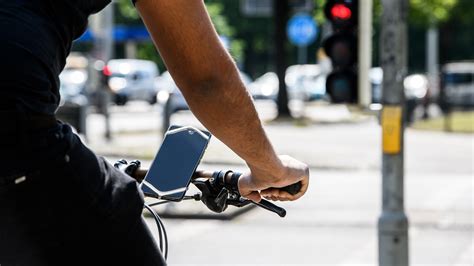 Radfahrer Erh Lt Informationen Zur Gr Nen Welle F R Rettungskr Fte