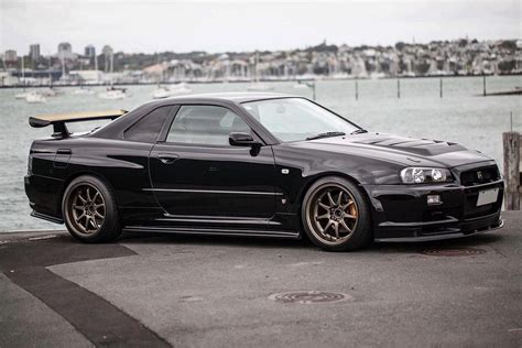 Nissan Skyline Gtr R34 Black