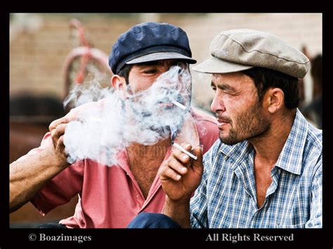 Smoking Friends Enjoy Smoking Cigarettes Together Kashgar Flickr