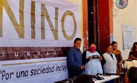 Entrega Fundaci N Nino Lentes Gratis En San Pedro Y San Pablo Teposcolula