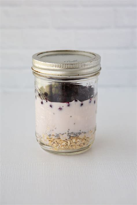 overnight-oats-in-jar - Make Healthy Easy - Jenna Braddock RD