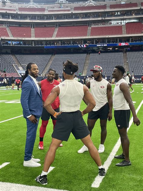 @NBCS49ers: Uncle Sherm saying hello to a few former teammates 👋 : r/49ers