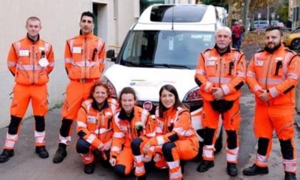 Un Nuovo Mezzo Per La Corsico Soccorso Dopo L Incendio Di Un Ambulanza