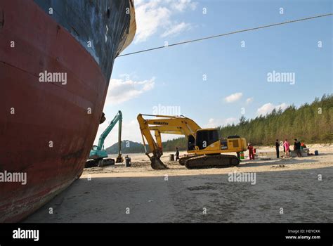 Ran Aground Oil Tanker In Thailand Stock Photo Alamy