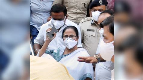 Mamata Banerjee Firhad Hakim Subrata Mukherjee Madan Mitra Arrest Cbi