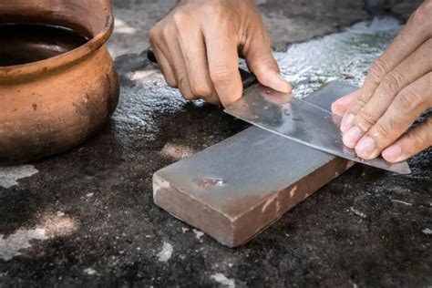 Step By Step Guide How To Sharpen A Knife With A Whetstone Sharpy