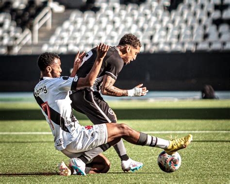 Botafogo X Vasco Campeonato Carioca Sub 20 Álbum de Fotos de