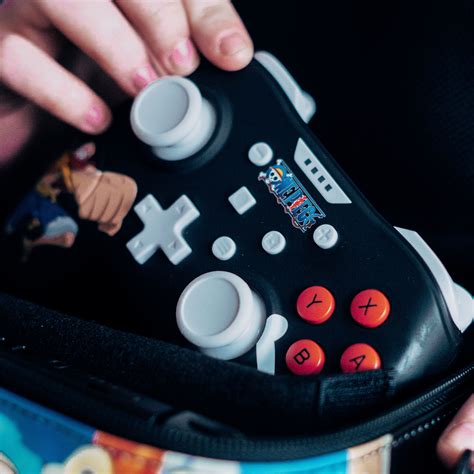 One Piece - Controller Nintendo Switch | Elbenwald