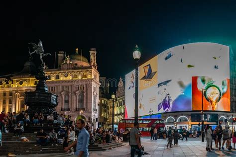 Piccadilly Circus Square at Night in London, England, UK Editorial ...