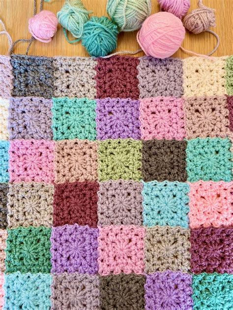 Granny Squares And Motifs The Crochet Swirlthe Crochet Swirl