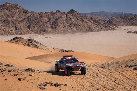 Mattias Ekström gana Sébastien Loeb se pierde remontando y Carlos