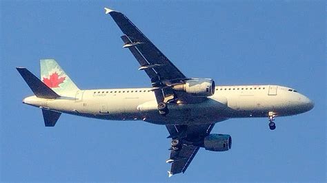 RARE Air Canada Jetz Airbus A320 211 Landing In Minneapolis Ice