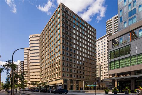 395 Boul de Maisonneuve O Montréal QC H3A 1L6 Domtar Building LoopNet