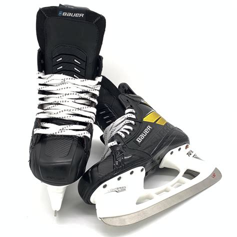 Senior New Bauer Supreme Ultrasonic Hockey Skates Regular Width Pro