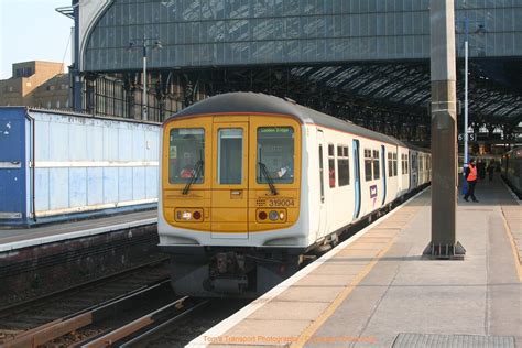 Thameslink Class 319 004 Tom S Bus Photo S Flickr