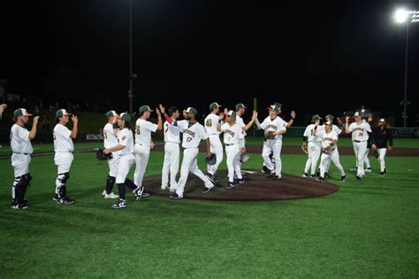 Joliet Slammers Pro Baseball Fueling Joliets Love For Americas