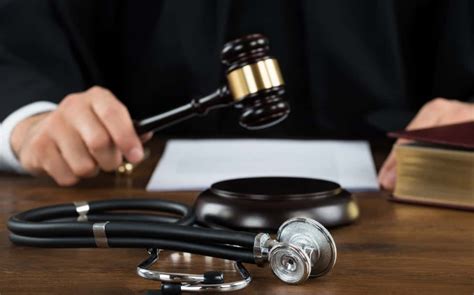 The Five Benefits Of Engaging A Medical Negligence Lawyer