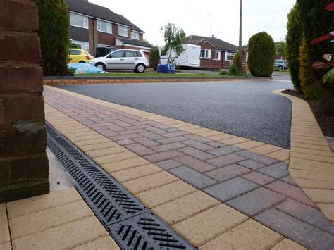 ACO Driveway Drainage Birmingham | Oakleaf Driveways Ltd