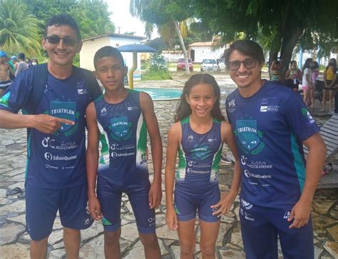 Alunos da Escolinha de Triathlon Formando Campeões em Cascavel se