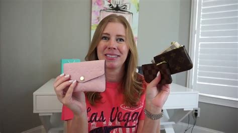 how to open lv key pouch