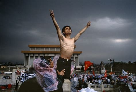 Le Fol Espoir De Tian Anmen Racont Par Stuart Franklin Polka Magazine