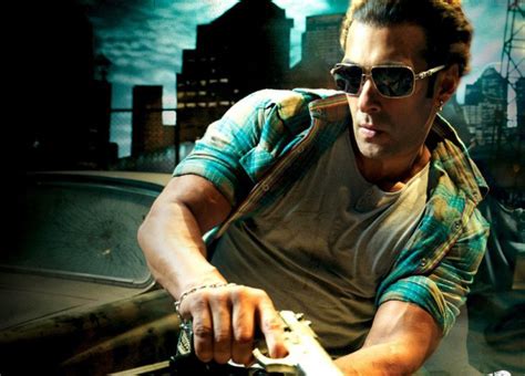 Download wallpapers free: Salman khan wanted wallpapers