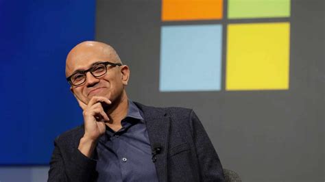 El Director Ejecutivo De Microsoft Satya Nadella Visitar La India En