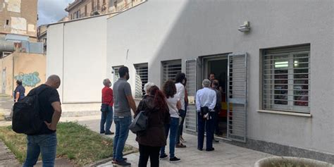 Palermo Nuovo Raid Negli Uffici Comunali Di Piazza Giulio Cesare